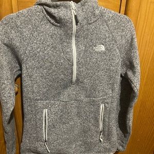 The North face women’s pullover sweatshirt.